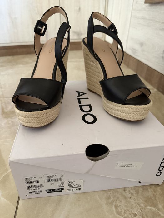 Сандали Aldo