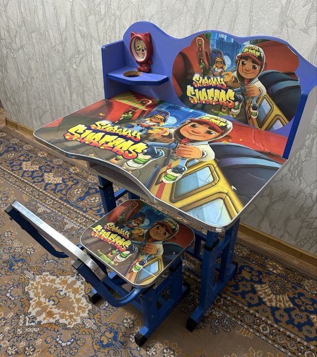 Регулируемый детский стол (парта + стульчик)