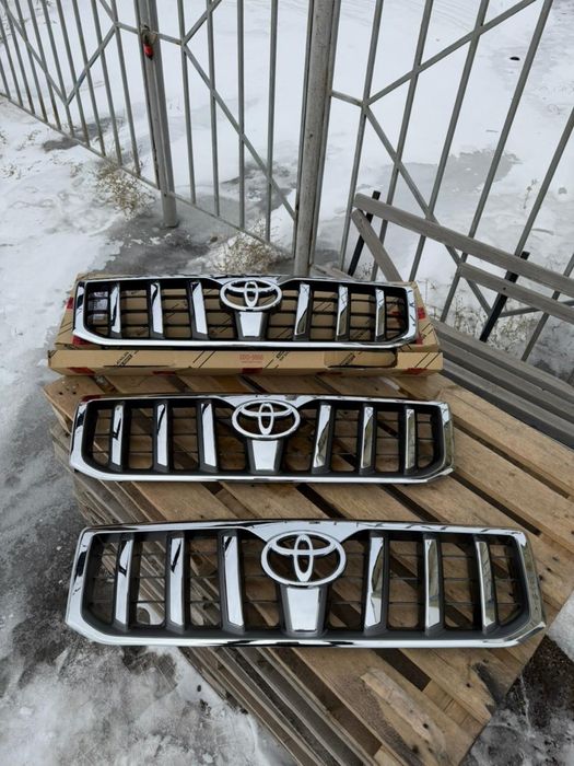 Заглушки в порог багажника