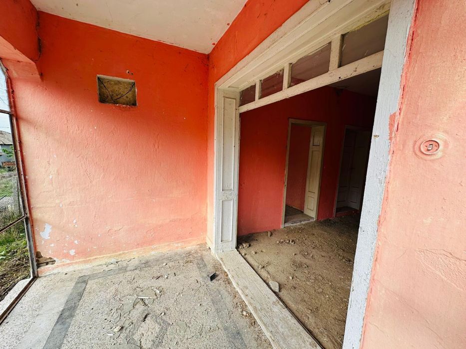 Продава се Къща в с. Преселка, Област Шумен - 90 кв.м за 94 €/кв.м - Снимка #4