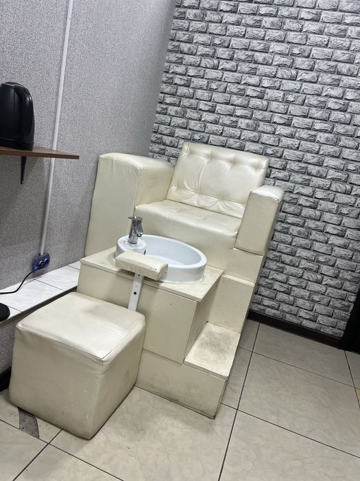 Стол для маникюра