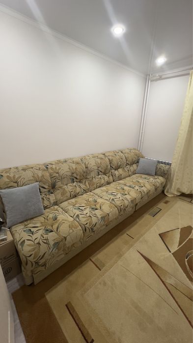 Диван в гостинную