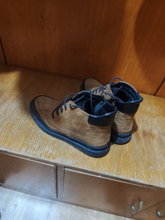 Унисекс боти 38 номер