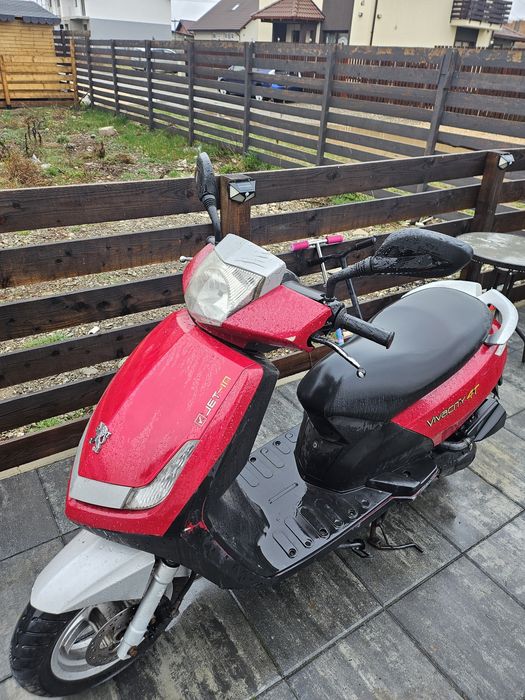 Inchiriere scutere, scooter for rent FOOD DELIVERY