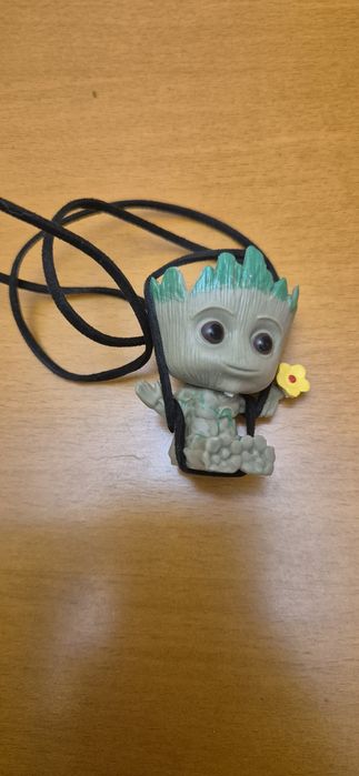 Играчка груд за автомобила