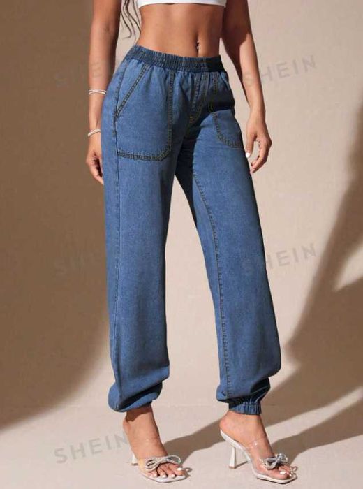 Продавам дамски дънкови панталони