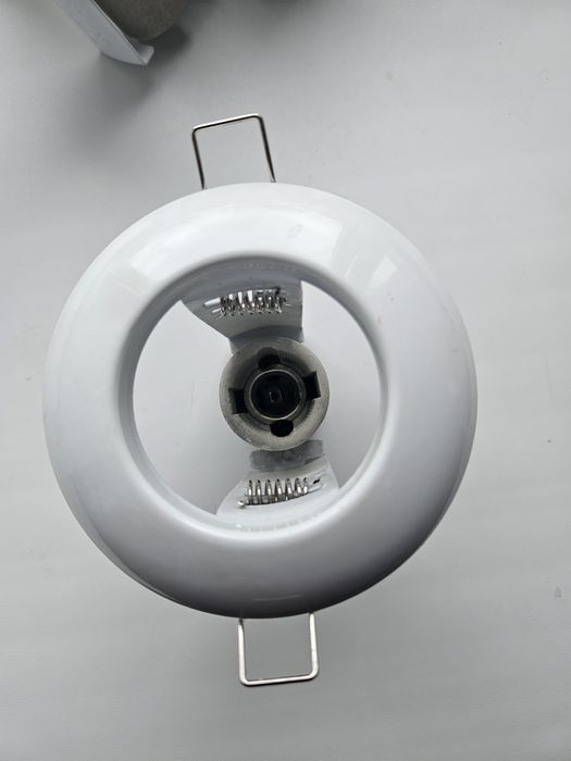 Продам светильники