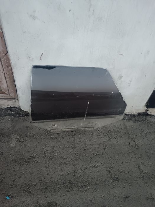 Стекло и дверная карта