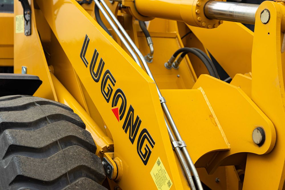 Погрузчик LUGONG LG942 1,5 куба/2800 кг