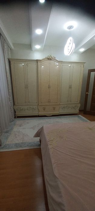 Продается в центре города.