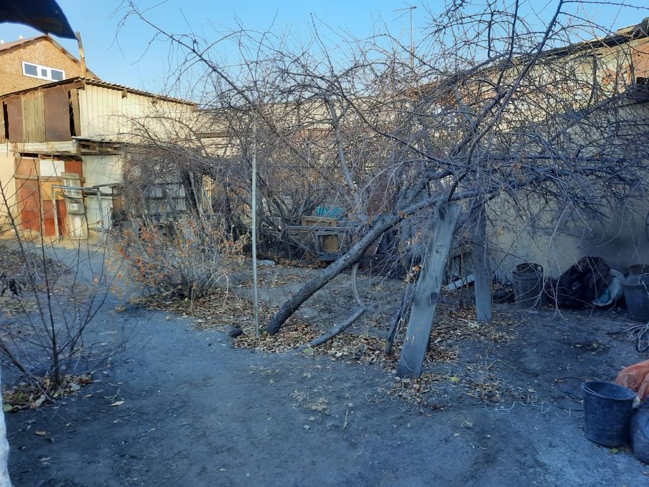 Продам дом в центре города.