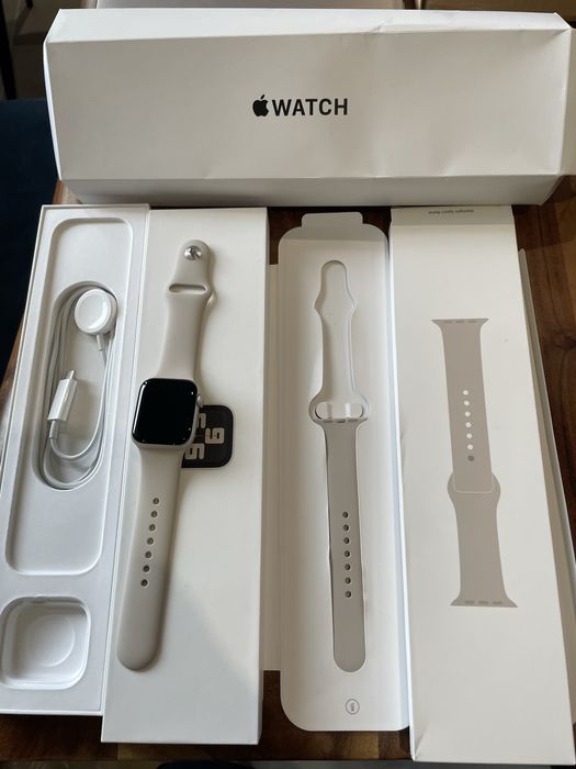 Apple watch SE 2nd gen 40mm GPS