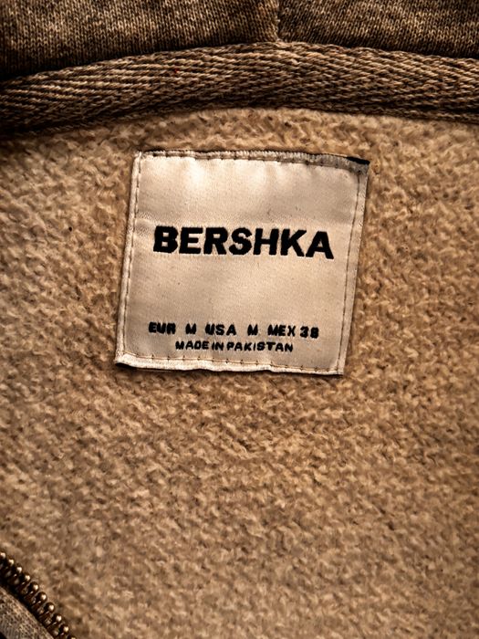 Толстовка от Bershka