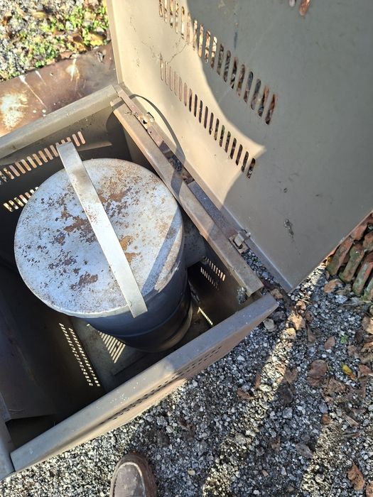 Печка за дърва,въглища и пелети.