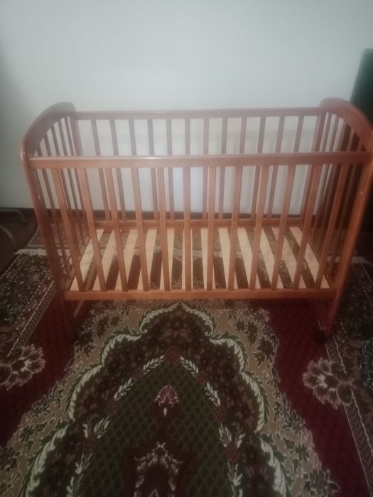 Манеж детский с матрасом