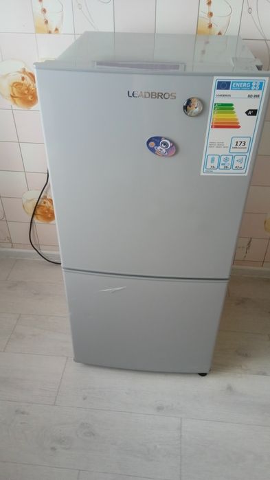 Холодильник продам