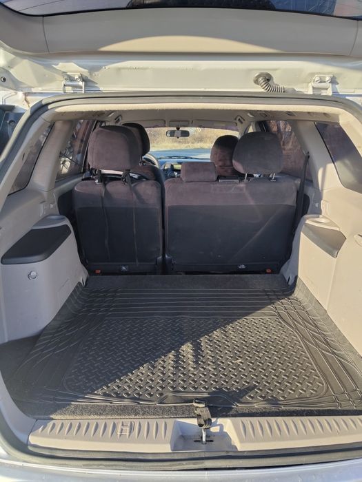 Mitsubishi Grandis 2.4 LPG