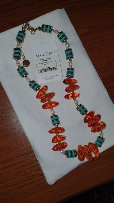 Колье из янтаря и бирюзы