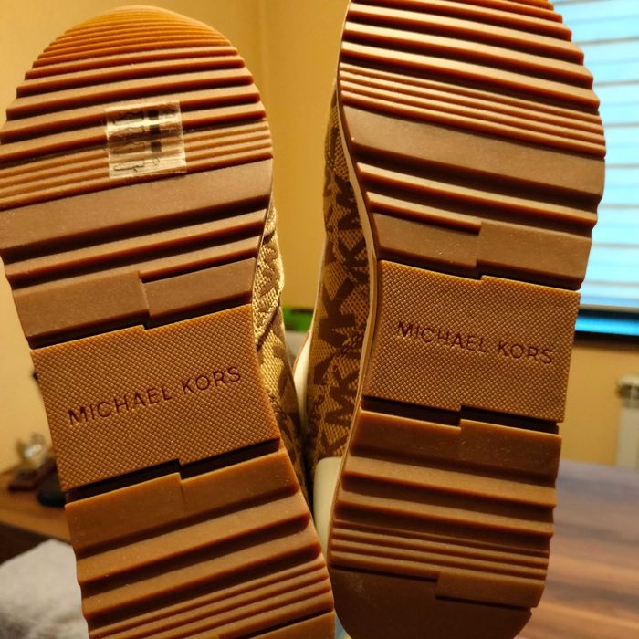Кроссовки Michael Kors