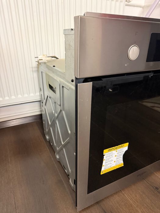 Cuptor electric whirpool