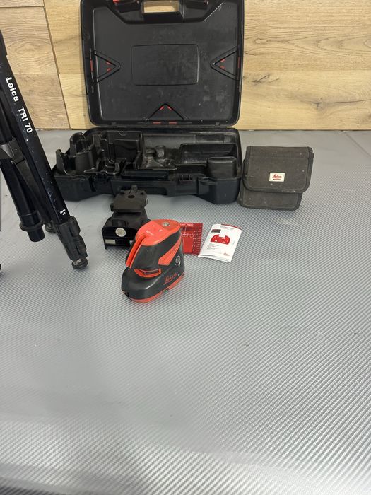 Leica Lino L2P5  nivel laser