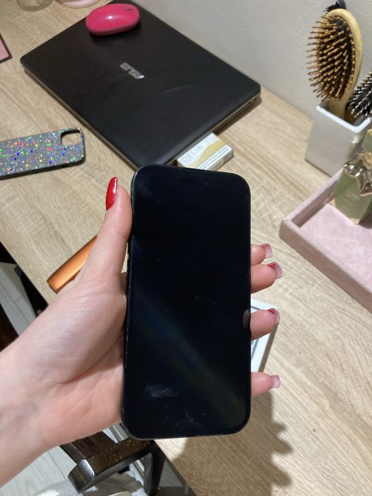 Vand Iphone 15 128GB