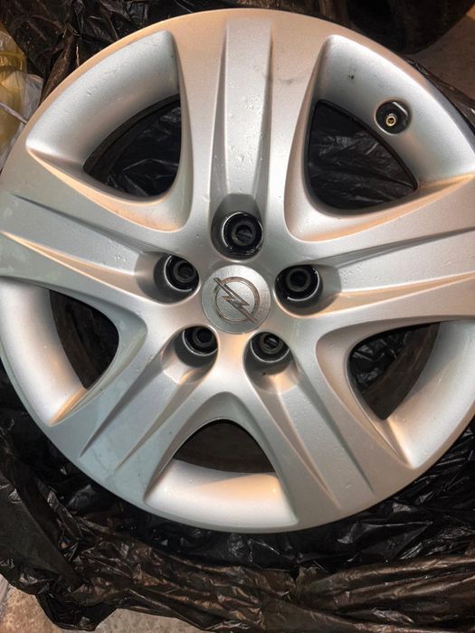 Vand jante otel Bucuresti