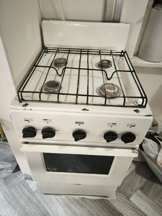 Газовая плита 4-х комфорочная