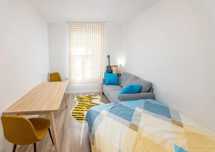 Дава се под наем Едностаен апартамент в София, Център - 35 кв.м за 450 € - Снимка #1