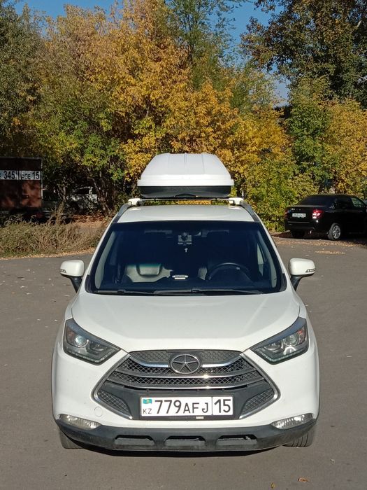 Продам JAC S3 2015 год