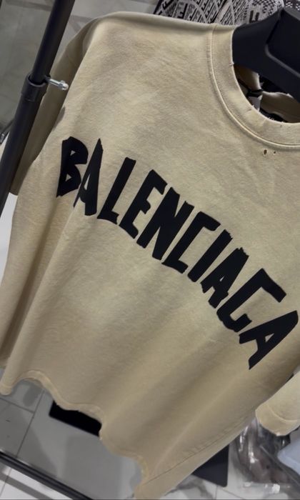 Тениска Balenciaga