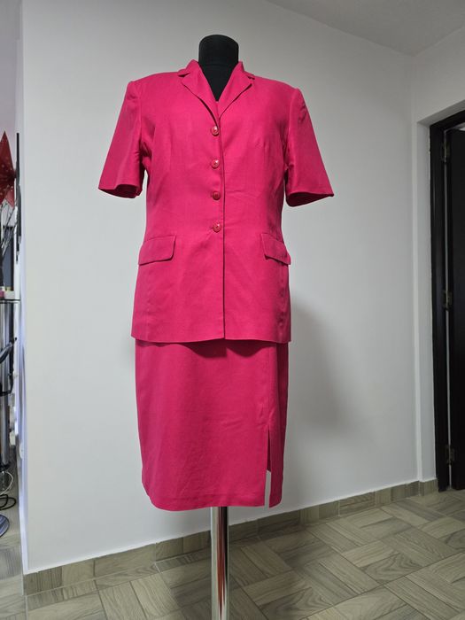 Costum/compleu roz zmeura din in si vascoza, fibre naturale