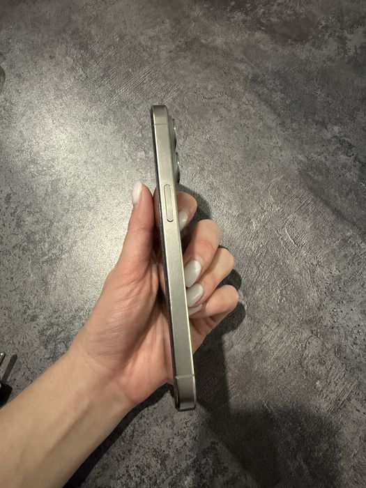 Iphone 15 pro, 256 гб