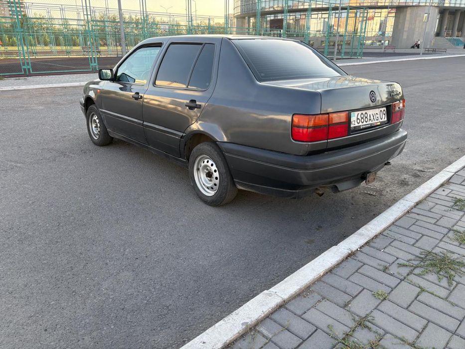 Продаётся Volkswagen Vento