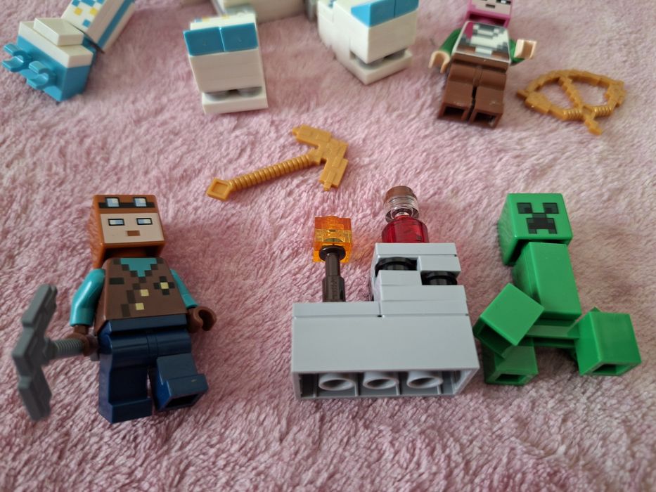 Set jucarii lego minecraft
