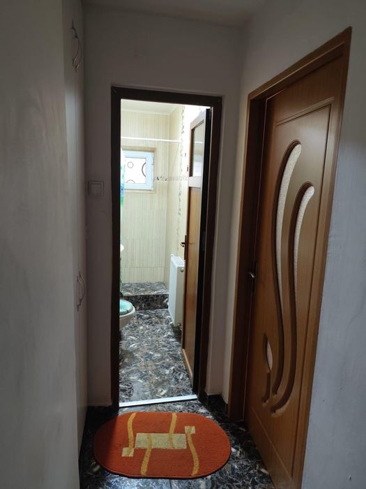Închiriez garsonieră