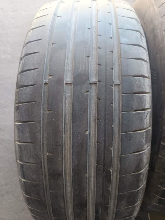 215/55/17 4броя Dunlop SportMaxx.Гумите са в много добро състояние