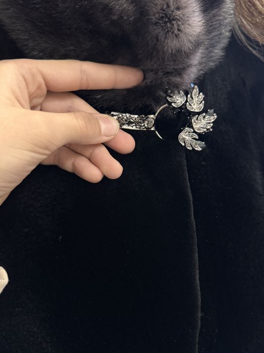 Продам шубу  почти новая