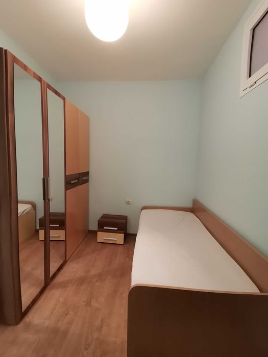 Дава се под наем Двустаен апартамент в Бургас, Братя Миладинови - 48 кв.м за 204 € - Снимка #2