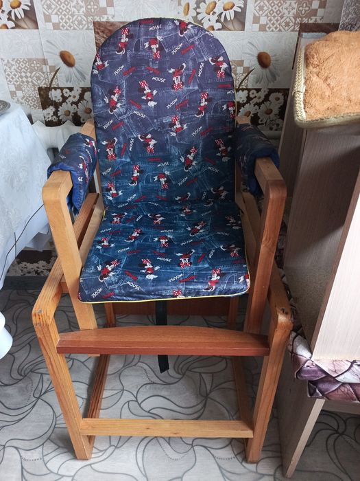 Стульчик для ребенка