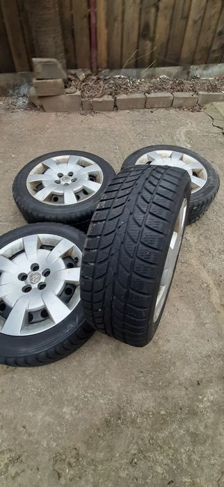 Roți  iarna  Toyota Avensis  t25