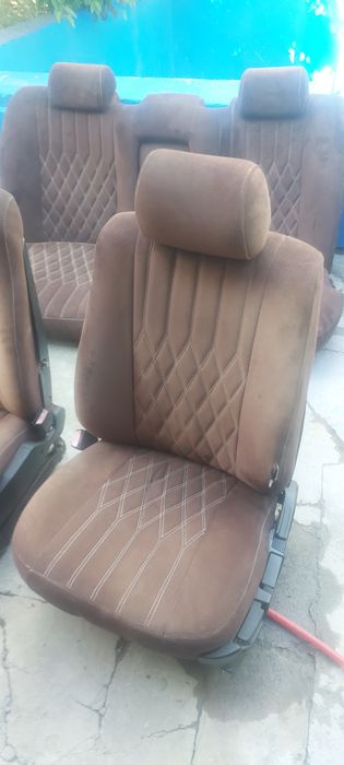 Сидения перед зад на BMW e34