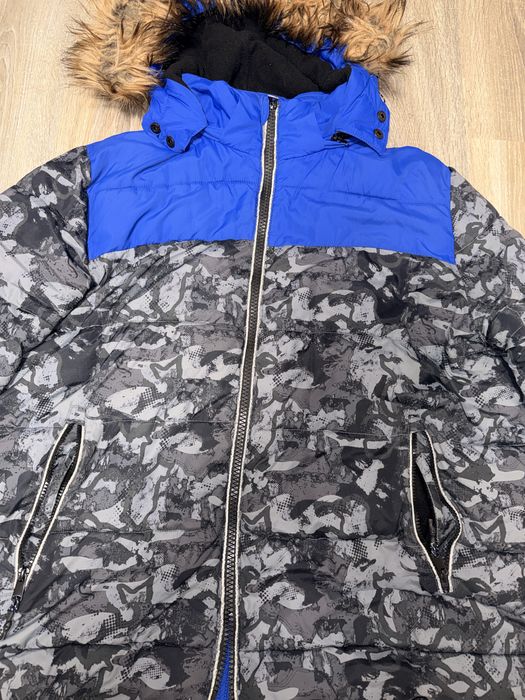 Куртка в хорошем состоянии