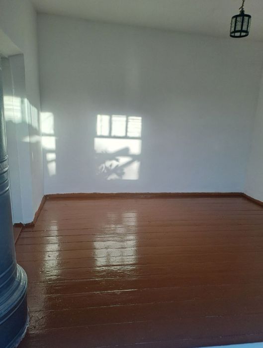 Продаётся дом в Центре Города Янгиюль 4 сотки.