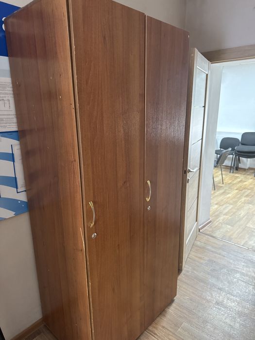 Продам шкаф для одежды