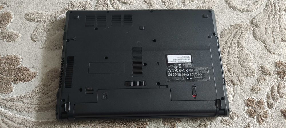 Ноутбук продам оба рабочие