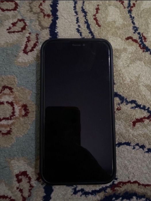 Айфон 11 сатылады идеал 80000 мын