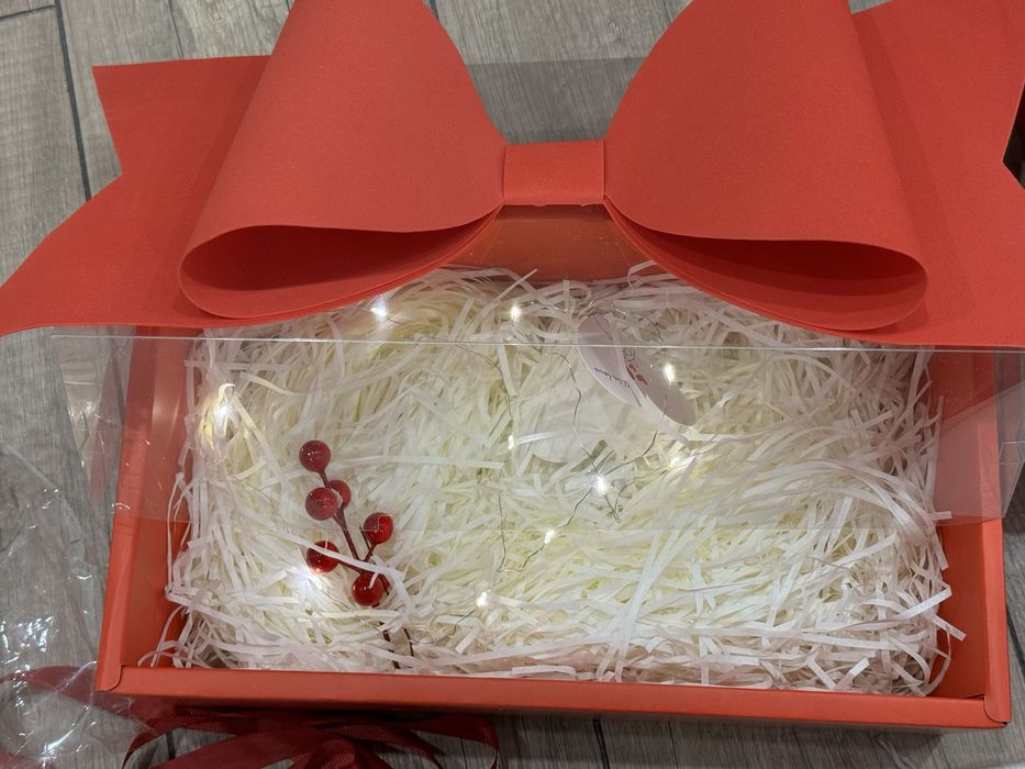 Коробка с бантом