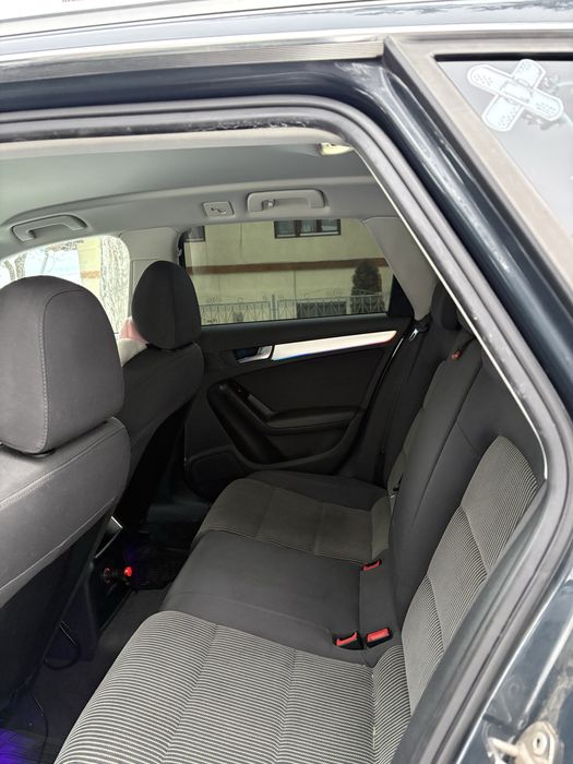 Se vinde Audi A4 B8 2.0 TDI