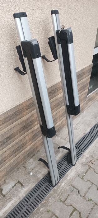 Ски -  багажник  и   греди    "Thule"